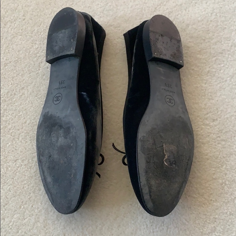 Chanel Grey Velvet Ballet Flats - Picture 2 of 2